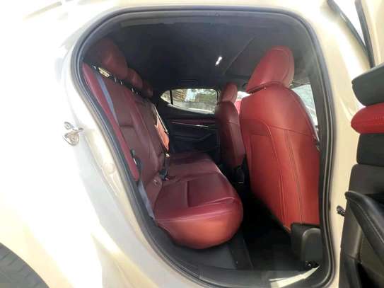 MAZDA 3 SkyactiveX Sunroof petrol 2019 image 8