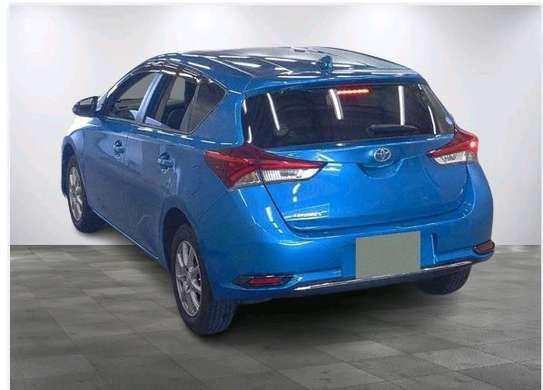 Toyota Auris. image 3