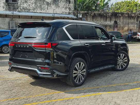 Lexus LX 6000 , 2020 model image 4