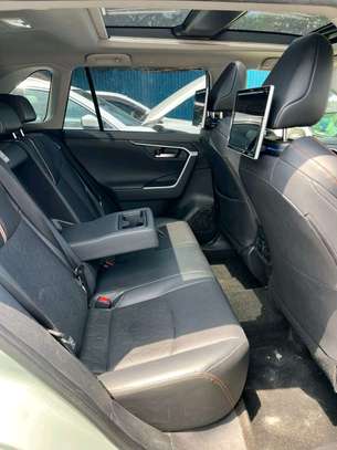 Toyota Rav4 adventure 2020 image 5