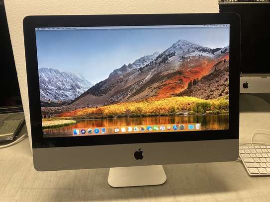 iMac 21.5" Mid 2010 Core i3 8GB RAM 500GB HDD All-in-One image 2
