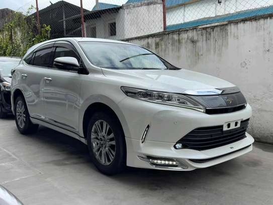 Toyota harrier 2018 model image 2
