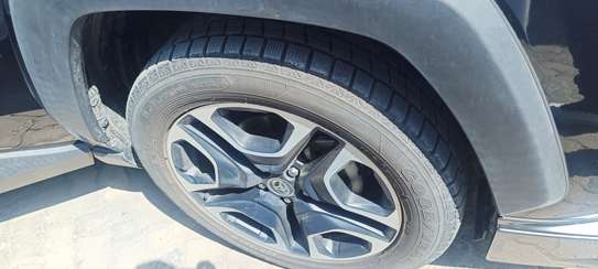 Toyota Rav4 2020 Black Sport image 3
