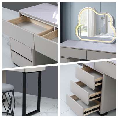 Modern Vanity Makeup Table image 9