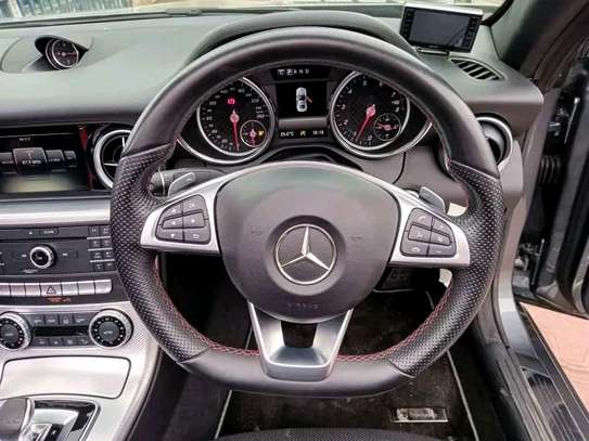 Mercedes Benz SLC 180 convertible image 8