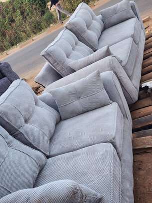 Quality 5 seater sofaset image 3