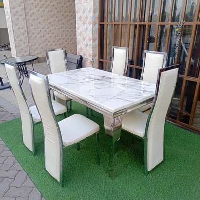 Dining Tables : Modern 6-Seater Dining Table image 4