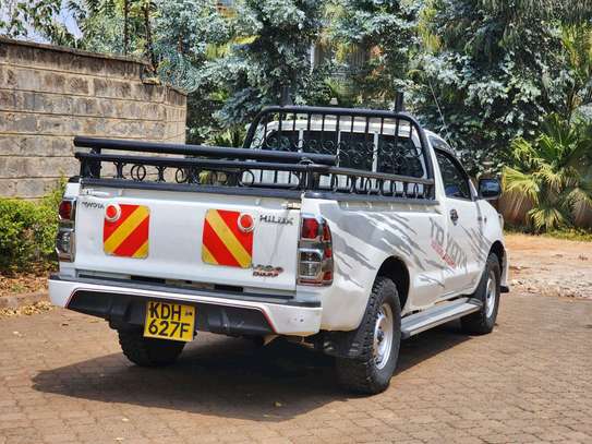TOYOTA HILUX SINGLE CAB MANUAL.. image 7