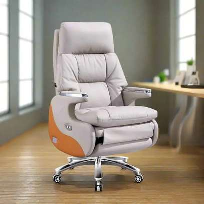 Office Chair; Boss Swivel Executive Office Chair image 5