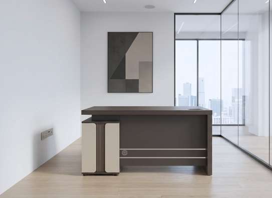 Office Desks : 140cm Executive Office Desk image 3