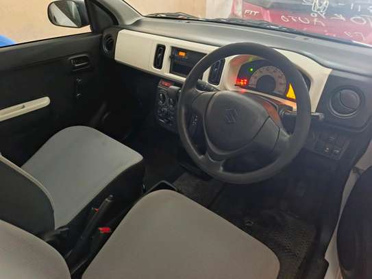 Suzuki Alto image 9