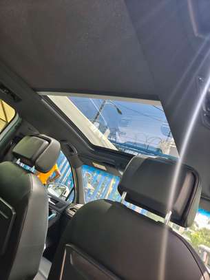 Volkswagen Tiguan image 9