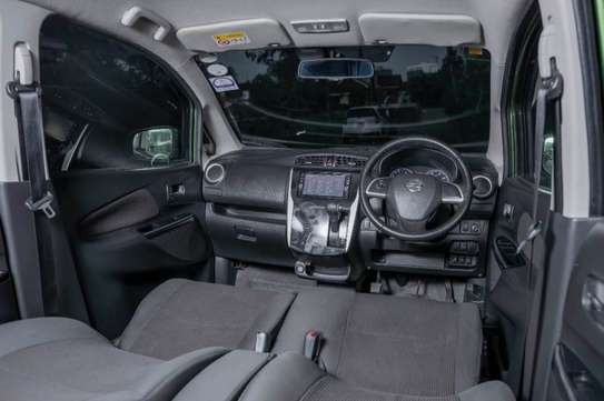 Nissan Dayz Highway Star,2018,Petrol,650cc,HID,Fog,Alloys image 12