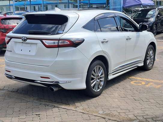 Toyota Harrier Premium sunroof 2019 white image 10