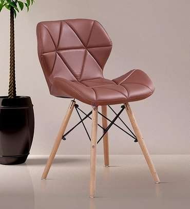 Dining Chair; Stylish Eames dining chair in Tabaka image 10