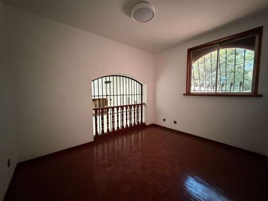 5 Bed House with En Suite at Kanjata Road image 7