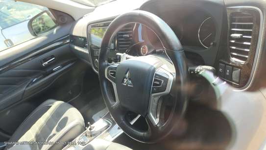 Mitsubishi outlander hybrid 2018 4wd white image 3