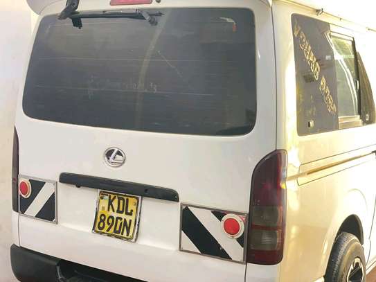 TOYOTA HIACE 7L 2015MODEL AUTO DIESEL image 8