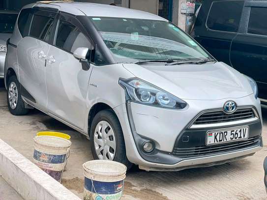 TOYOTA SIENTA HYBRID 7 SEATER 2017MODEL image 4