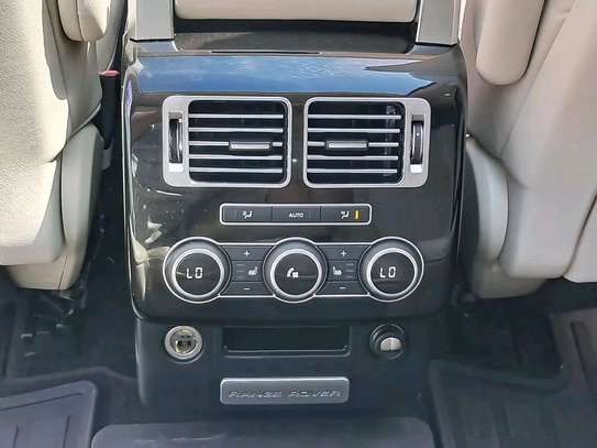 Land Rover Vogue 2017 Diesel image 8