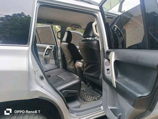 LAND CRUISER PRADO TXL DIESEL J150 SERIES image 6