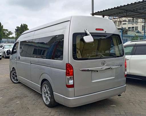 TOYOTA COMMUTER 9l  VIP GRADE 2018model image 5