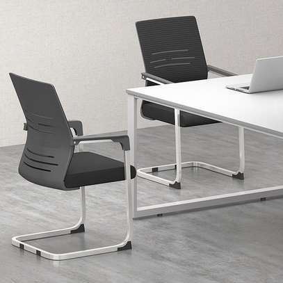 Comfortable Mesh Cantilever Guest Chair image 6