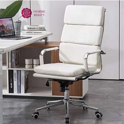 Office Chair : High Back Black Office Chair  In Kebirigo image 5