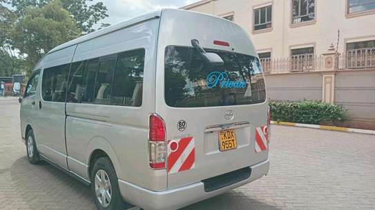 TOYOTA HIACE 9L image 5