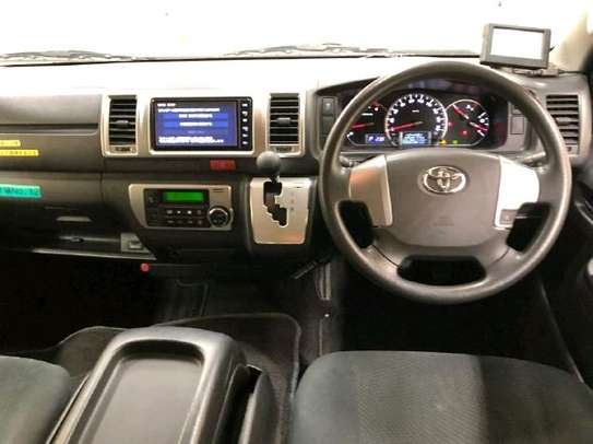Toyota hiace super GL automatic diesel on sale in Kenya image 5