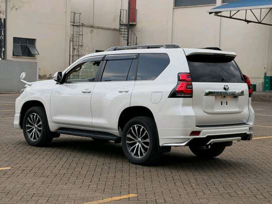 2021 Toyota Land Cruiser Prado TX-L image 4