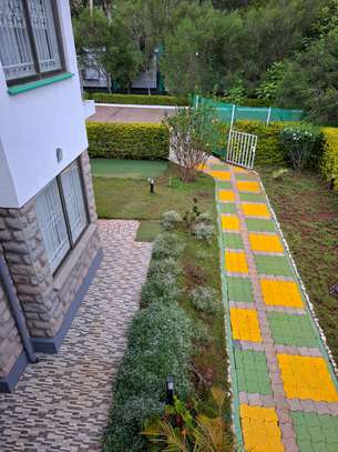 Lovely 5 BR House plus Sqs in Karen image 2