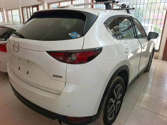 Mazda cx-5 diesel. Sunroof image 2