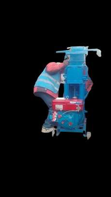 Hydraulic makinga brick machine image 3