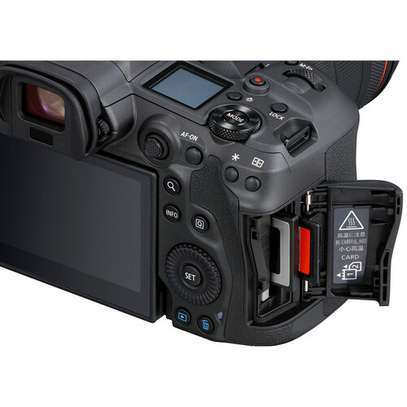 Canon EOS R5 Mirrorless Camera image 3