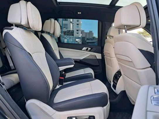 BMW X7  M SPORT 2019model Sunroof image 6