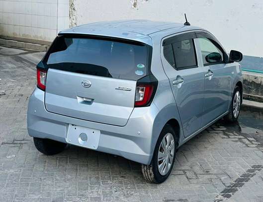 Daihatsu Mira Silver 2018 2wd eco image 8
