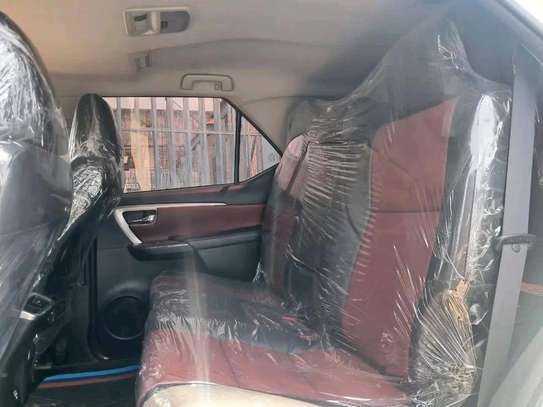 Toyota fortuner 2018model image 18