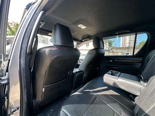 Toyota Hilux double cabin TRD 2019 image 4