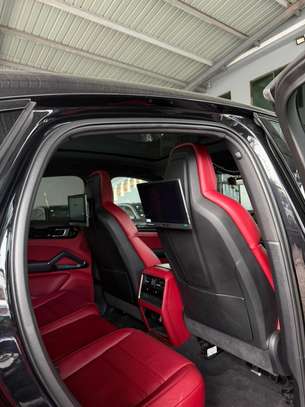 Porsche cayenne image 5