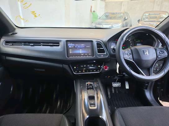 HONDA VEZEL MODULO X 2020MODEL MILEAGE 24K image 4