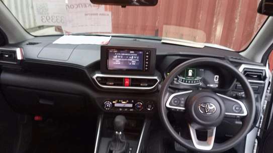 Toyota Raize White 2019 image 4