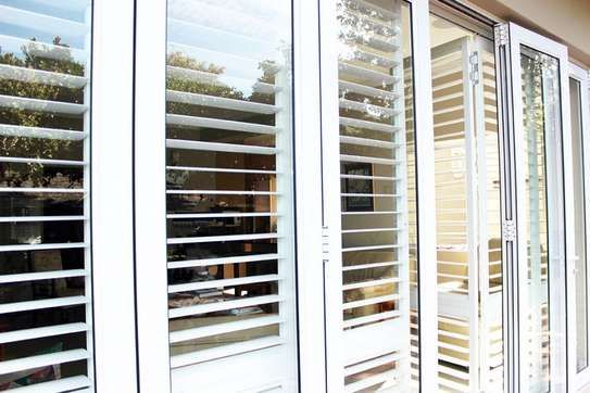 Blinds Supply and Install - Custom Window Blinds Available | Customized to your needs |  Vertical Window Blinds | ‎Roller Blinds | ‎Office Roller Blind | ‎Sheer roller Blinds | ‎Wood Blinds & Much More.Call Now and get a free quote and consultation.   image 2