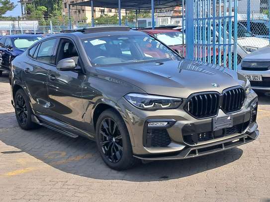 BMWX6 M-sport 2020 model image 3