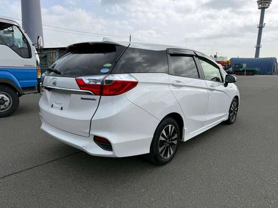 Honda shuttle image 6