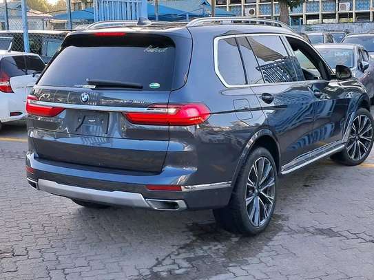 BMW X7  M SPORT 2019model Sunroof image 12