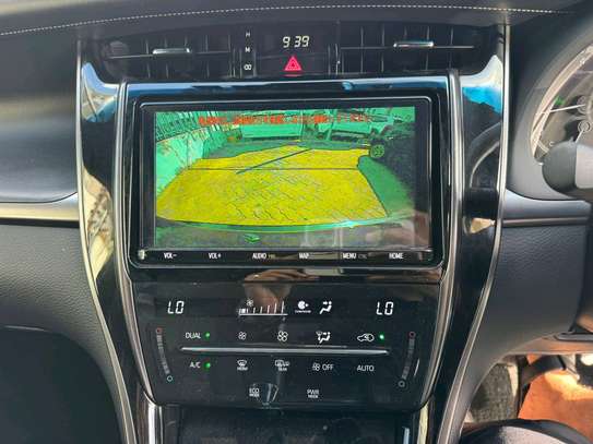 Toyota harrier image 4