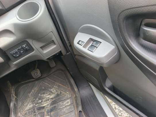 Nissan Nv200 silver Gl image 13