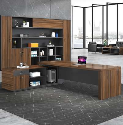 Modern 160cm L-Shaped Executive Office Desk image 8