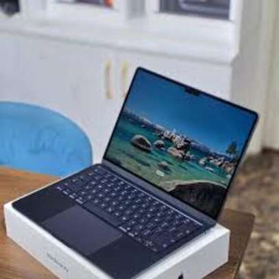 macbook air m5,16gb,512ssd,13.6inches,brand new image 9